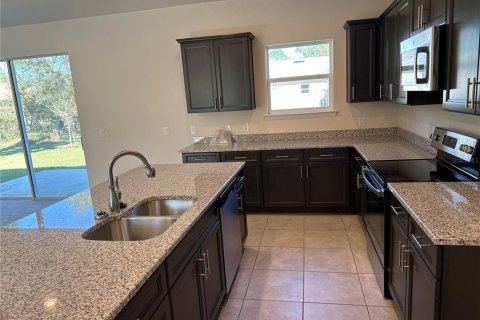 Casa en venta en North Port, Florida, 3 dormitorios, 154.22 m2 № 2106592 - foto 2
