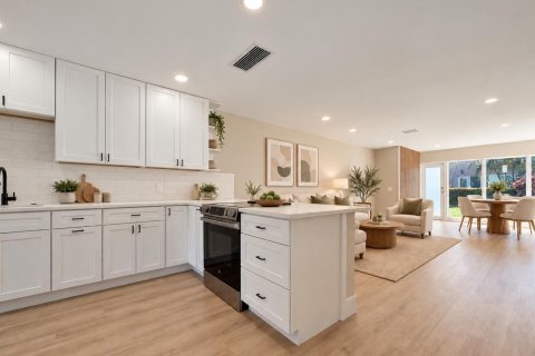 Condo à Delray Beach, Floride, 2 chambres  № 2407948