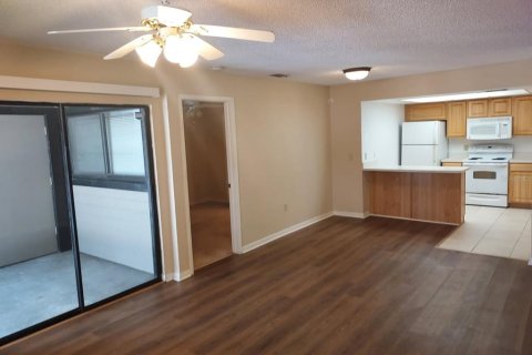 Condo in Tampa, Florida, 2 bedrooms  № 1771191 - photo 3