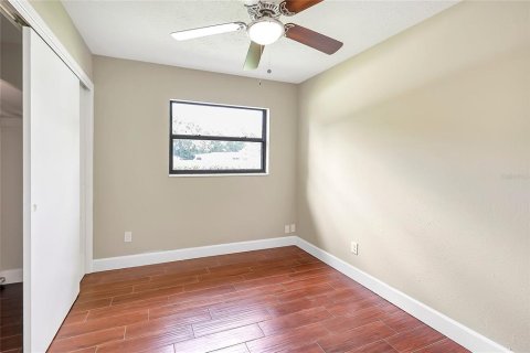 House in Apopka, Florida 3 bedrooms, 123.19 sq.m. № 1785903 - photo 14