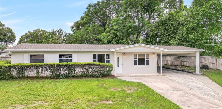 House in Apopka, Florida 3 bedrooms, 123.19 sq.m. № 1785903