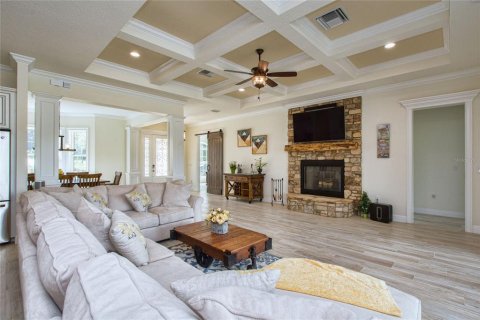 House in Apopka, Florida 4 bedrooms, 296.36 sq.m. № 1130878 - photo 2