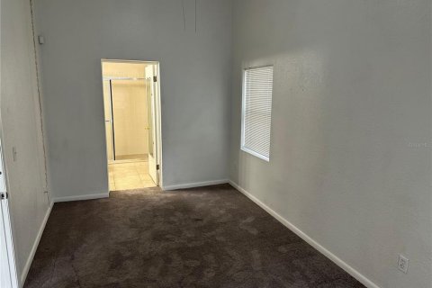 House in Winter Park, Florida 3 bedrooms, 109.25 sq.m. № 1800283 - photo 16
