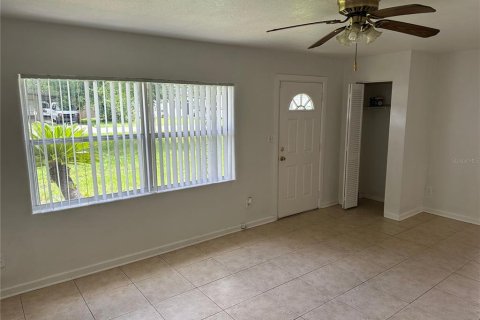 House in Winter Park, Florida 3 bedrooms, 109.25 sq.m. № 1800283 - photo 2