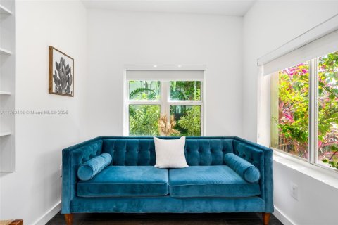 Villa ou maison à louer à Miami, Floride: 5 chambres, 252.04 m2 № 1714141 - photo 8