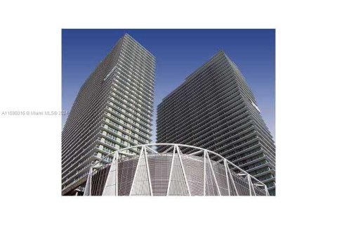 Condominio en venta en Miami, Florida, 2 dormitorios, 102.94 m2 № 1862035 - foto 11