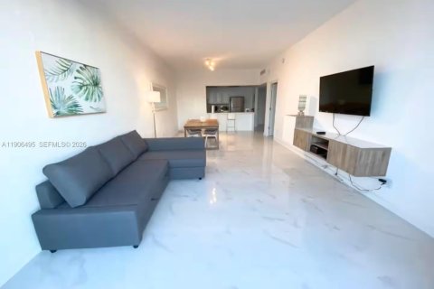 Condo in Sunny Isles Beach, Florida, 1 bedroom № 2082016 - photo 8