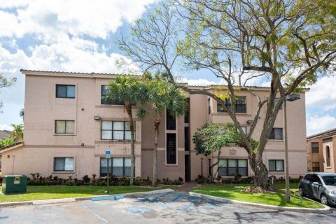 Copropriété à louer à Davie, Floride: 60.39 m2 № 1207939 - photo 1