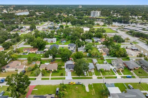 Casa en venta en Tampa, Florida, 3 dormitorios, 100.33 m2 № 1902517 - foto 7