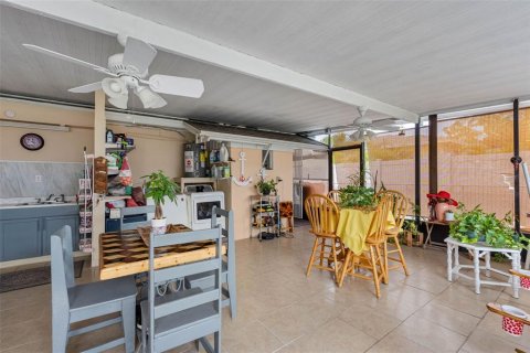 Casa en venta en Tampa, Florida, 3 dormitorios, 100.33 m2 № 1902517 - foto 26