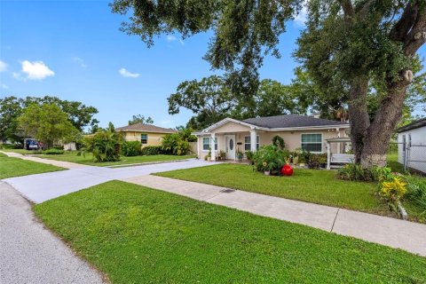 Casa en venta en Tampa, Florida, 3 dormitorios, 100.33 m2 № 1902517 - foto 5