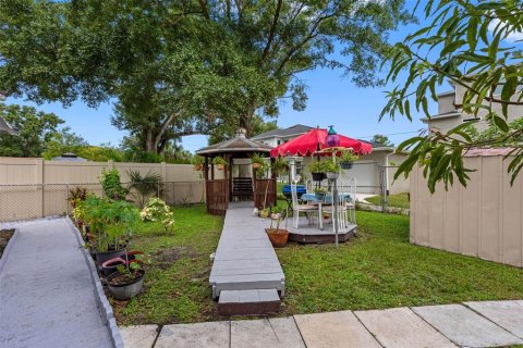 Casa en venta en Tampa, Florida, 3 dormitorios, 100.33 m2 № 1902517 - foto 16