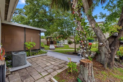 Casa en venta en Tampa, Florida, 3 dormitorios, 100.33 m2 № 1902517 - foto 17