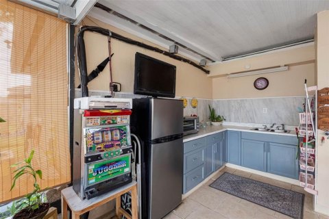 Casa en venta en Tampa, Florida, 3 dormitorios, 100.33 m2 № 1902517 - foto 24