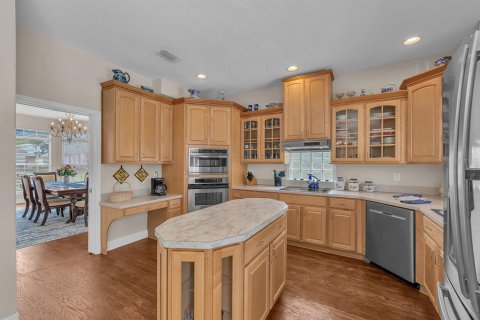 House in Riverview, Florida 4 bedrooms, 332.59 sq.m. № 2230754 - photo 15