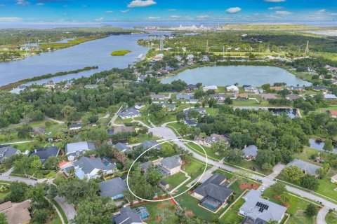 House in Riverview, Florida 4 bedrooms, 332.59 sq.m. № 2230754 - photo 5