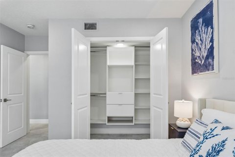 Casa en venta en Clearwater, Florida, 5 dormitorios, 276.48 m2 № 2233503 - foto 29
