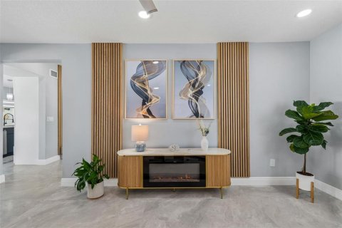 Casa en venta en Clearwater, Florida, 5 dormitorios, 276.48 m2 № 2233503 - foto 16