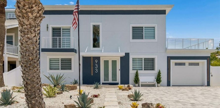 Casa en Clearwater, Florida 5 dormitorios, 276.48 m2 № 2233503