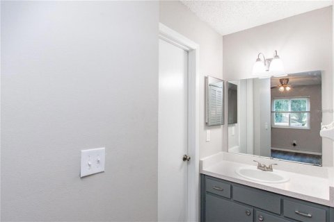 Condominio en alquiler en Zephyrhills, Florida, 2 dormitorios, 80.27 m2 № 1913945 - foto 8