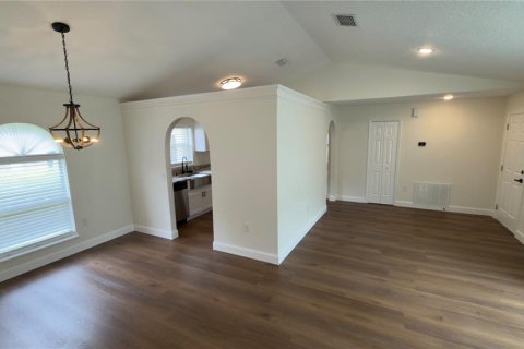 Casa en venta en Kissimmee, Florida, 3 dormitorios, 155.61 m2 № 2386743 - foto 12