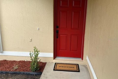 Casa en venta en Kissimmee, Florida, 3 dormitorios, 155.61 m2 № 2386743 - foto 2