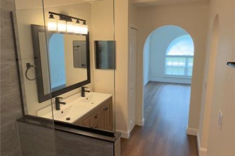Casa en venta en Kissimmee, Florida, 3 dormitorios, 155.61 m2 № 2386743 - foto 10
