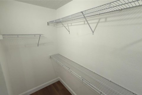 Casa en venta en Kissimmee, Florida, 3 dormitorios, 155.61 m2 № 2386743 - foto 16