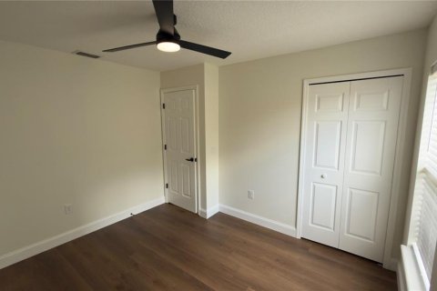 Casa en venta en Kissimmee, Florida, 3 dormitorios, 155.61 m2 № 2386743 - foto 24