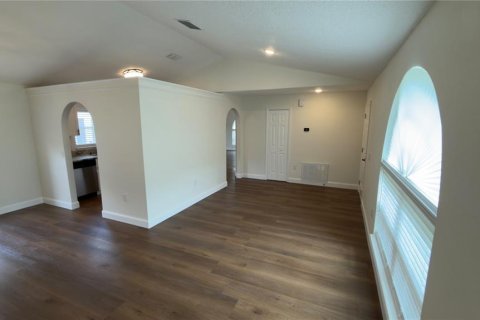 Casa en venta en Kissimmee, Florida, 3 dormitorios, 155.61 m2 № 2386743 - foto 13