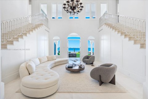 Casa en venta en Miami Beach, Florida, 6 dormitorios, 812.71 m2 № 1809670 - foto 6