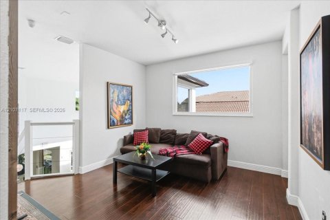 Villa ou maison à vendre à Doral, Floride: 5 chambres, 337.79 m2 № 2418052 - photo 19
