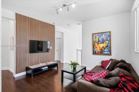 Villa ou maison à vendre à Doral, Floride: 5 chambres, 337.79 m2 № 2418052 - photo 20