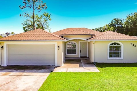 Villa ou maison à Poinciana, Floride 3 chambres, 135.73 m2 № 2364669