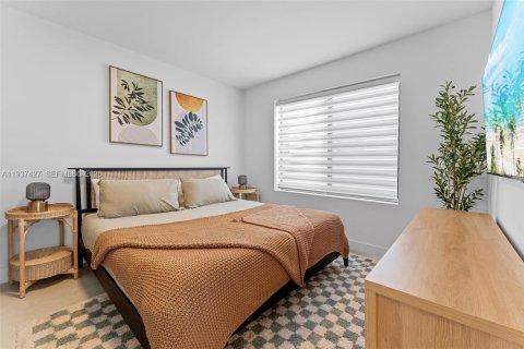 Снять в аренду квартиру в Майами, Флорида 2 спальни, 69.68м2, № 2004763 - фото 10