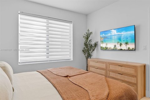 Снять в аренду квартиру в Майами, Флорида 2 спальни, 69.68м2, № 2004763 - фото 12