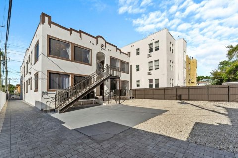 Apartment in Miami, Florida 2 bedrooms, 69.68 sq.m. № 2004763 - photo 19