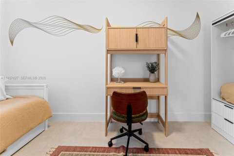 Снять в аренду квартиру в Майами, Флорида 2 спальни, 69.68м2, № 2004763 - фото 9