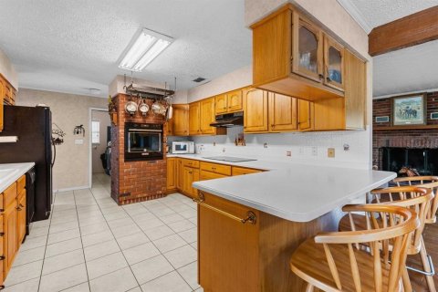 Villa ou maison à vendre à Dade City, Floride: 2 chambres, 176.98 m2 № 2298209 - photo 8