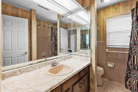 Villa ou maison à vendre à Dade City, Floride: 2 chambres, 176.98 m2 № 2298209 - photo 16