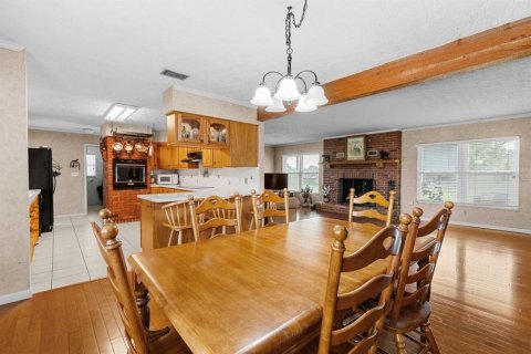 Villa ou maison à vendre à Dade City, Floride: 2 chambres, 176.98 m2 № 2298209 - photo 6