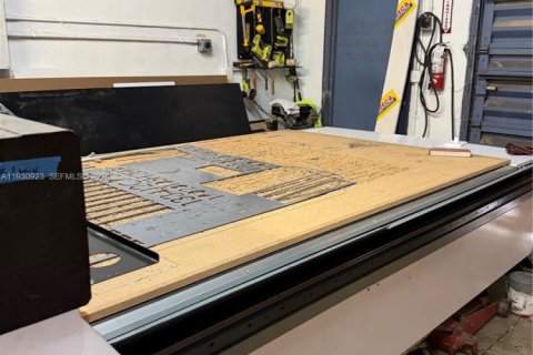 Купить коммерческую недвижимость в Катлер-Бей, Флорида № 1989633 - фото 5