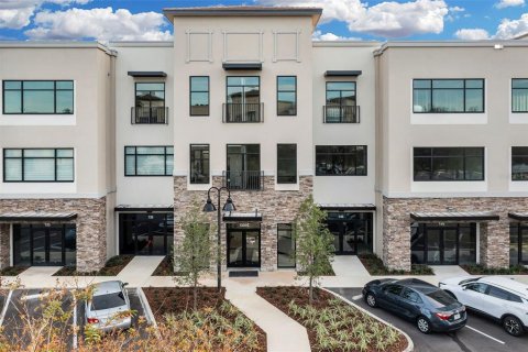 Propiedad comercial en alquiler en Orlando, Florida № 1061920 - foto 2