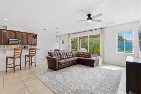Townhouse in Tampa, Florida 3 bedrooms, 217.76 sq.m. № 2394037 - photo 14
