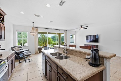 Townhouse in Tampa, Florida 3 bedrooms, 217.76 sq.m. № 2394037 - photo 20
