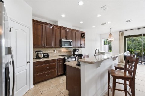 Townhouse in Tampa, Florida 3 bedrooms, 217.76 sq.m. № 2394037 - photo 19