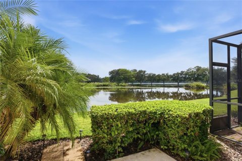 Townhouse in Tampa, Florida 3 bedrooms, 217.76 sq.m. № 2394037 - photo 27