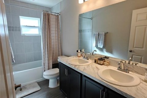 Casa en venta en Davenport, Florida, 3 dormitorios, 186.27 m2 № 2385922 - foto 15