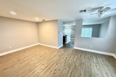 Adosado en venta en Orlando, Florida, 3 dormitorios, 174.1 m2 № 1884365 - foto 7