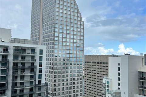 Снять в аренду кондоминиум в Майами, Флорида 2 спальни, № 1948955 - фото 2